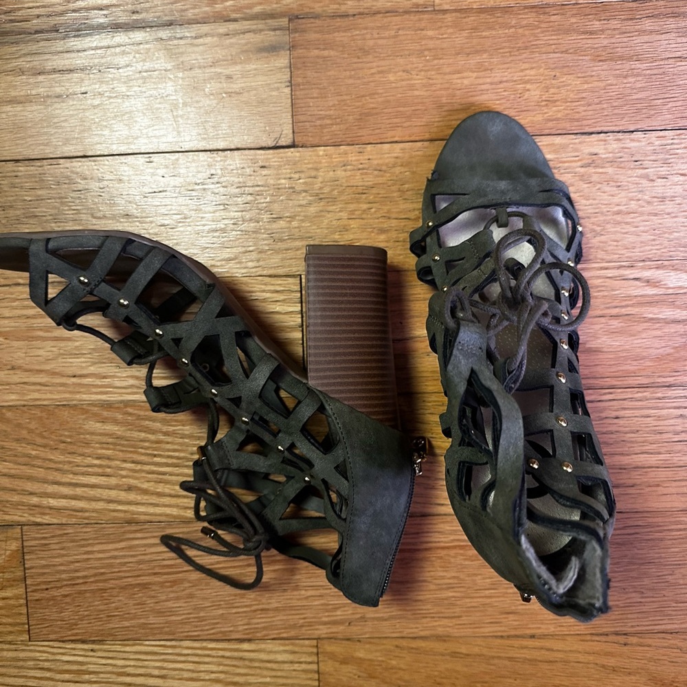 G by Guess Khaki Cutout Block Heels - Picture 6 of 6